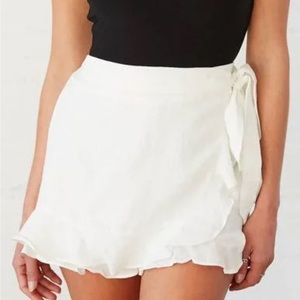 American threads ruffle skort